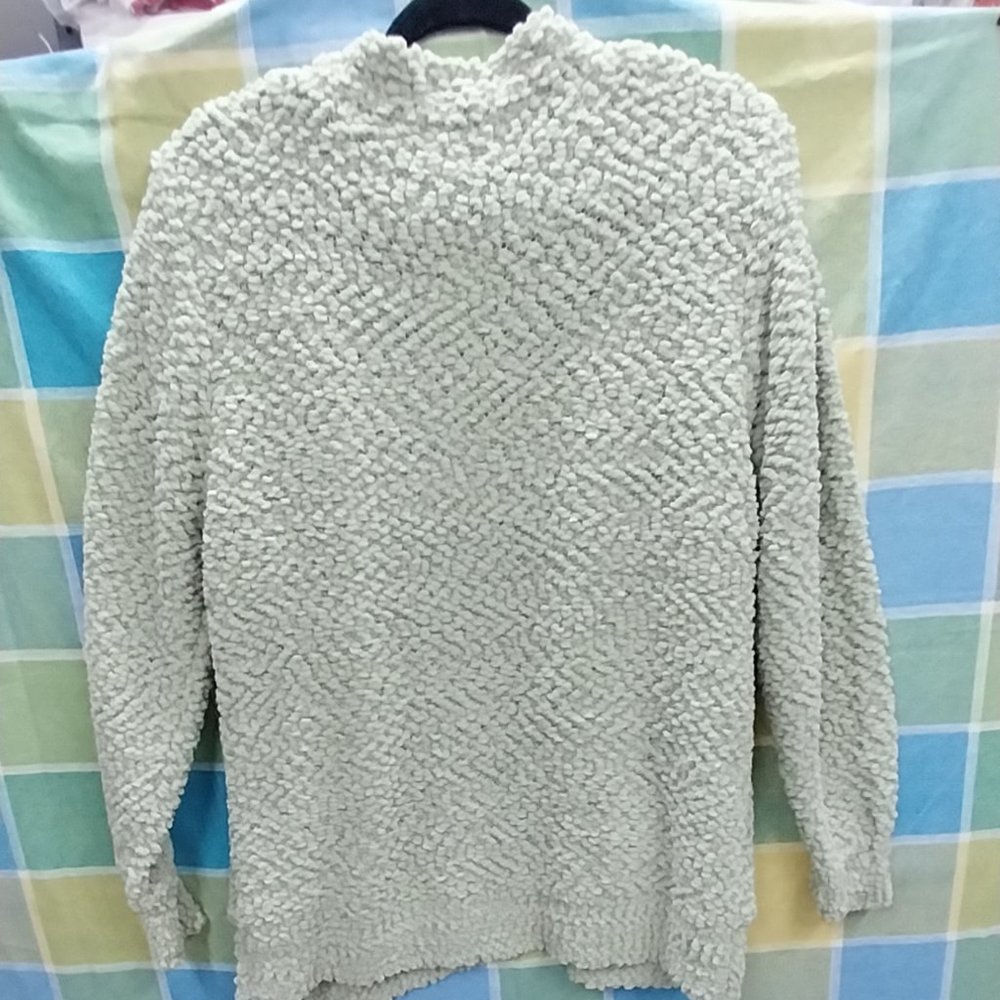 2763 Size XL Zenana Sage Green Popcorn Knit Sweater Cardigan - Picture 9 of 9